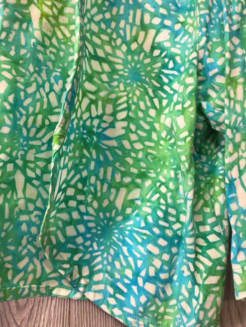 Bali Batiks Top Size Large